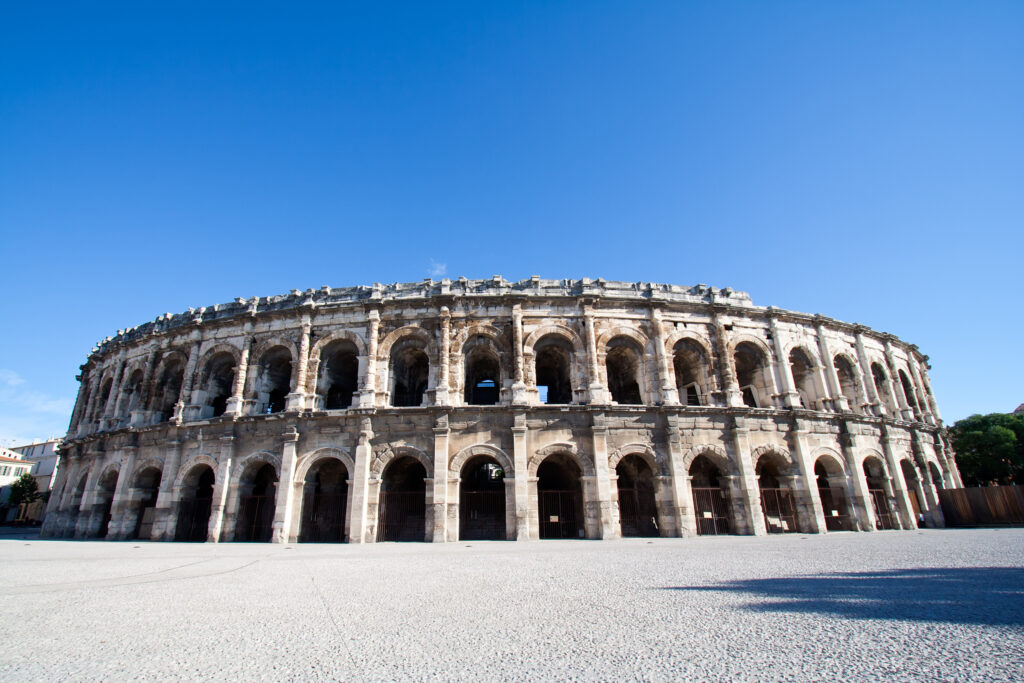 Nimes Gard shutterstock 70321384, Bezienswaardigheden Nîmes