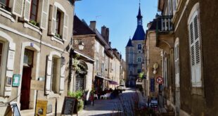 Avallon PVF, Château de Gisors