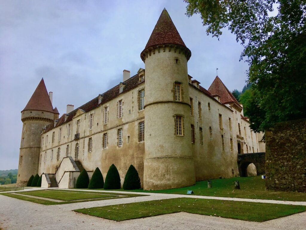 Chateau de bazoches 1 PVF, De mooiste dorpjes en kastelen in het noorden van de Morvan