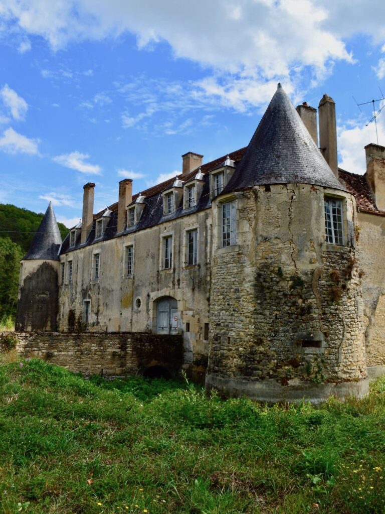 Chateau saint more PVF, De mooiste dorpjes en kastelen in het noorden van de Morvan