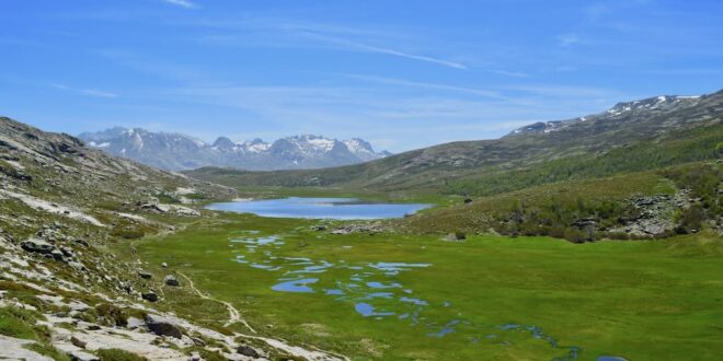 Lac de Nino 25 PVF, wandelen Falaises Martinswand