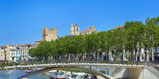 kanaal Narbonne shutterstock 1920137009, Narbonne