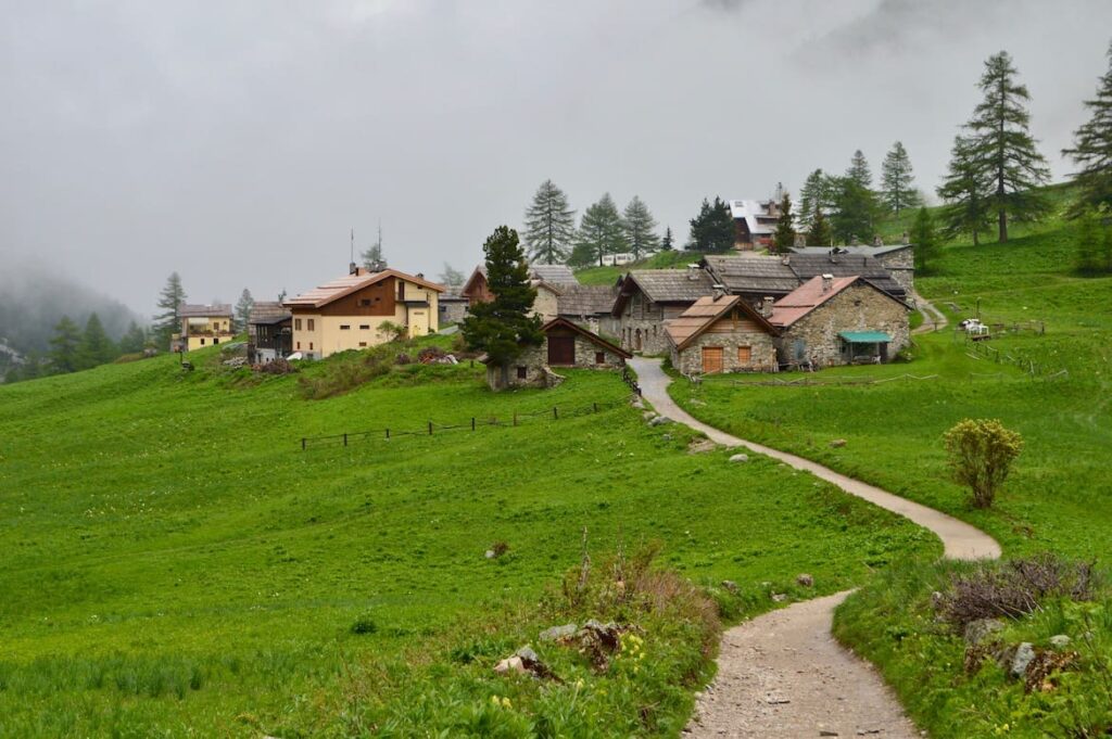 Granges vallee etroite 6 PVF, Lac Vert