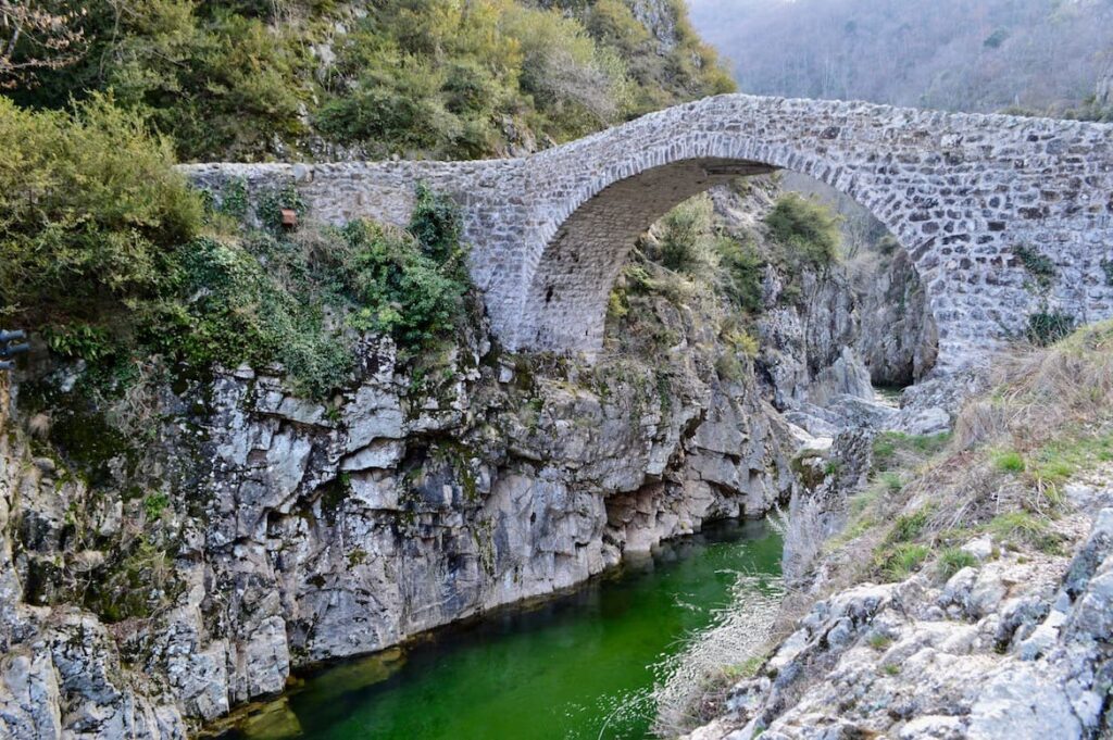 Pont du Diable Thueyts PVF 1, Natuurplekken Ardèche