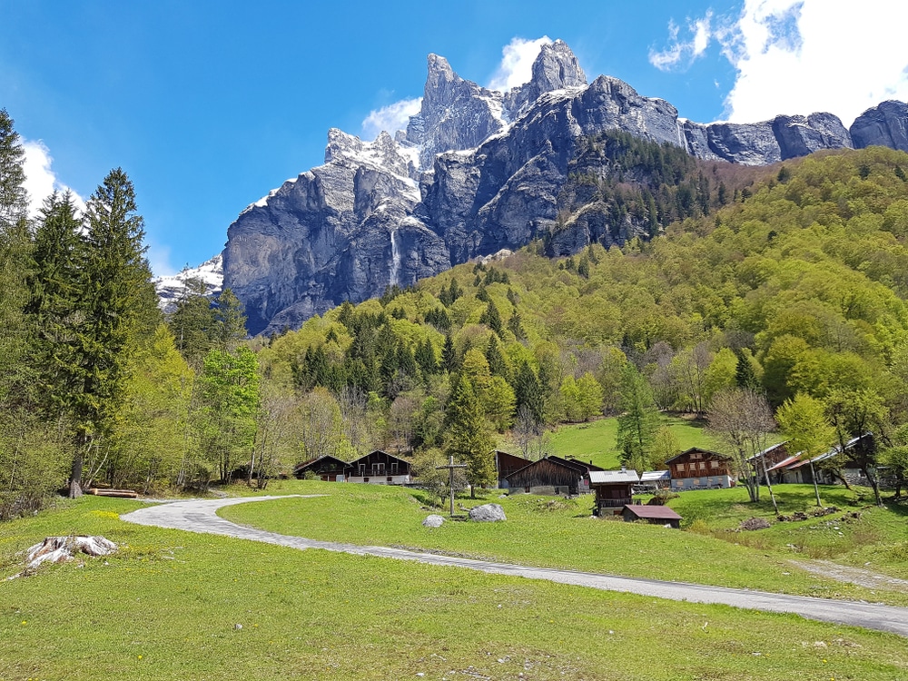 Sixt Fer a Cheval Franse Alpen shutterstock 1424212871, dorpen Franse Alpen