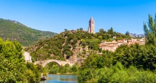 Olargues Herault shutterstock 1070918261, bezienswaardigheden in Carcassonne