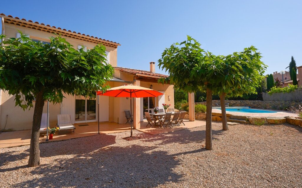 Jardin du Golf 8p.z 2a luxe villa privA© zwembad nans les pins Provence Var Frankrijk toeristisch vakantiehuis bij Middellandse zee,