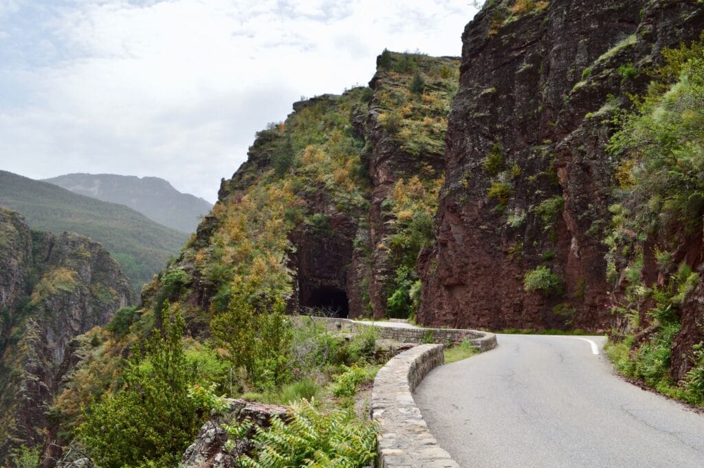 Gorges Daluis weg PVF, Route des Grandes Alpes