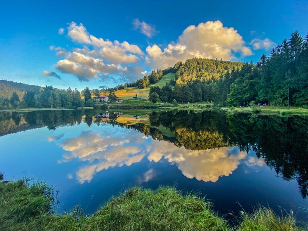 Lac De Lispach La Bresse Vosgezen Shutterstock 2042005388 1024x768