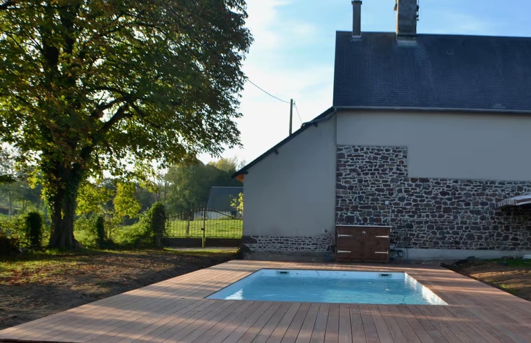 Natuurhuisje in Saint Denis Le Gast 1, natuurhuisjes Noord-Frankrijk