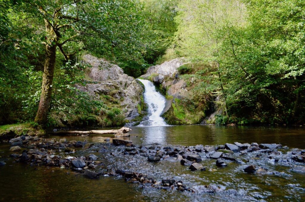 Saut du gouloux 01 PVF, Bezienswaardigheden in de Morvan