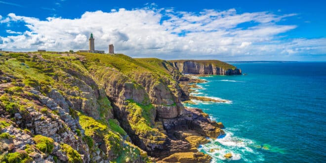 Cap Frehel Cotes dArmor Bretagne shutterstock 329488040, Stad en natuur Frankrijk