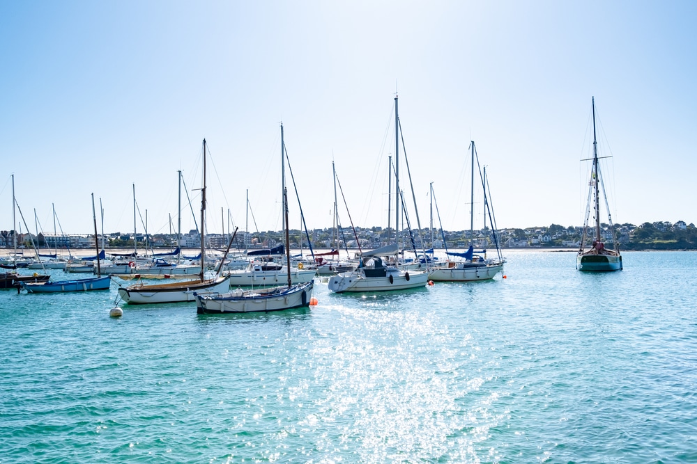 Erquy Cotes dArmor Bretagne shutterstock 1866412273, bezienswaardigheden Côtes d'Armor