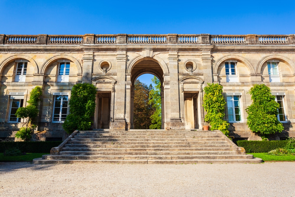 Jardin Botanique Bordeaux shutterstock 1923216554,