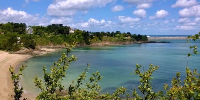 Etables sur Mer PVF header, Wandelen Thueyts Ardèche