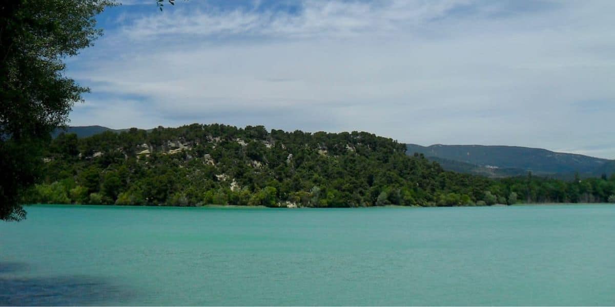 Lac de la Bonde header PVF, Okerkliffen Provence