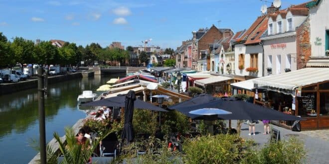 Amiens 1 header PVFJPG, Stad en natuur Frankrijk