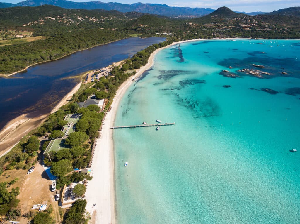 Strand van Santa Giulia Corsica shutterstock 563866810, Stranden Corsica