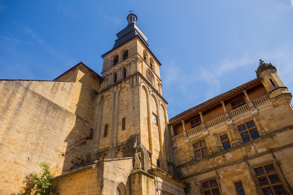 Cathedrale Saint Sacerdos Sarlat 1781427209 2, Ontdek Sarlat bezienswaardigheden hotels en tips