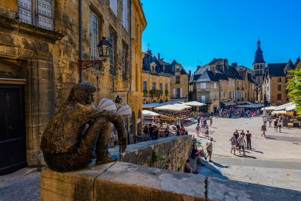 Place de la Liberte Sarlat 1944950695, Ontdek Sarlat bezienswaardigheden hotels en tips