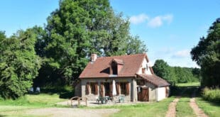 Vakantiehuis in Isenay Morvan 1, glamping & safaritenten in de Morvan