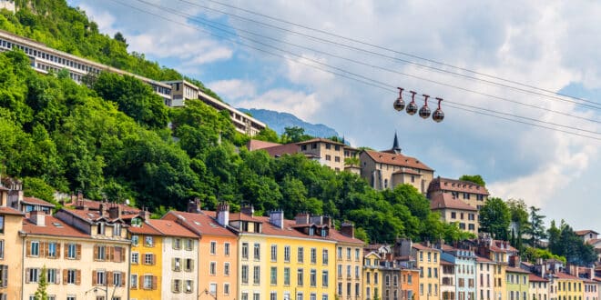 Bastille van Grenoble 317036105, Frankrijk met de trein