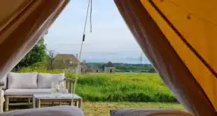 Chateau de Paraize Livry 6, glamping bij de boer in Frankrijk