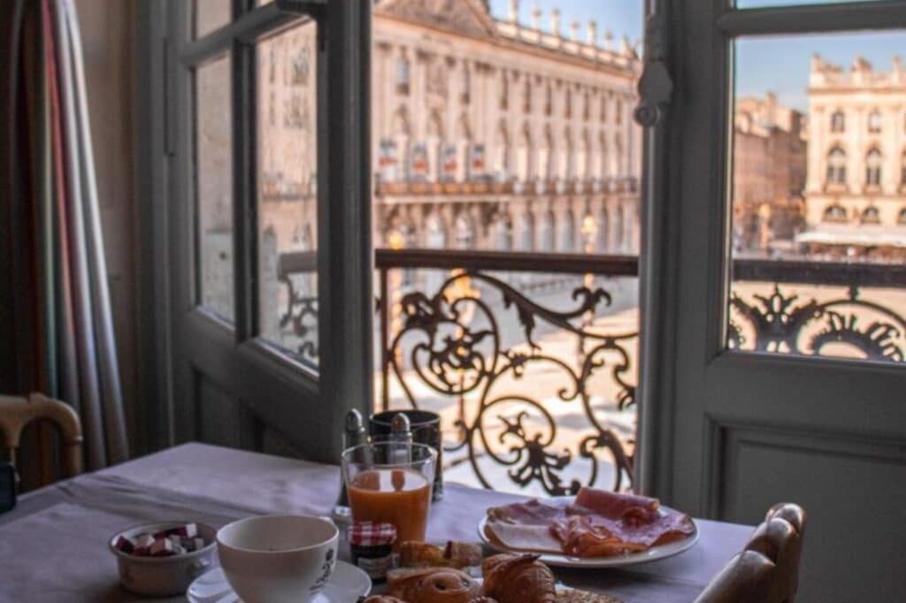 Grand Hotel De La Reine 1024x682