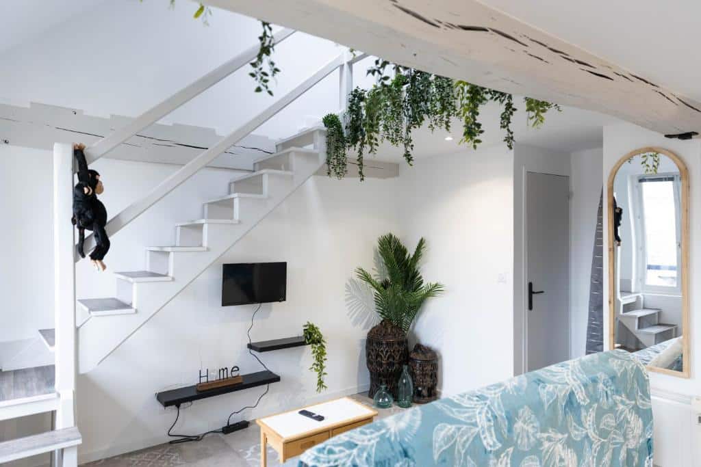 Appartement Doux Cocon Tropical Au Coeur Du Centre Ville 1, Zininfrankrijk.nl