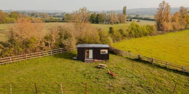 Tiny House in Reux 1, campings in Normandië met een zwembad