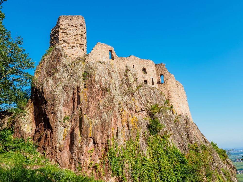 kasteel Girsberg Ribeauville Elzas shutterstock 2029562972, kastelen Elzas