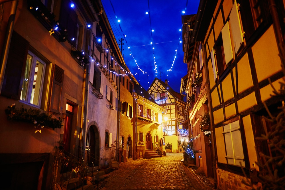 Eguisheim kerst Elzas 0 shutterstock 708043030, kerstmarkten in de Elzas