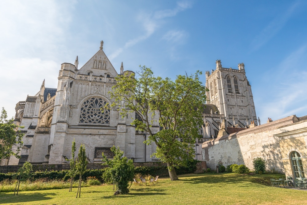 Kathedraal van Sint Omaars shutterstock 2327689155, Saint-Omer