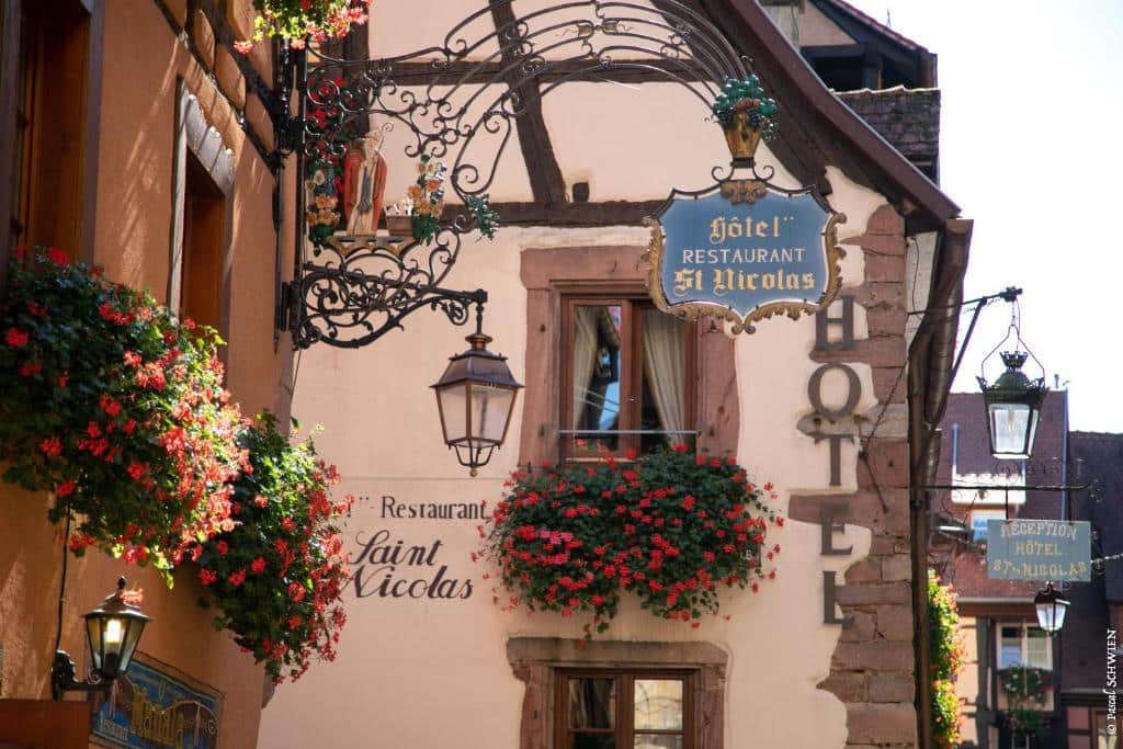 hotel le Saint Nicolas riquewihr booking, Elzas wijnroute