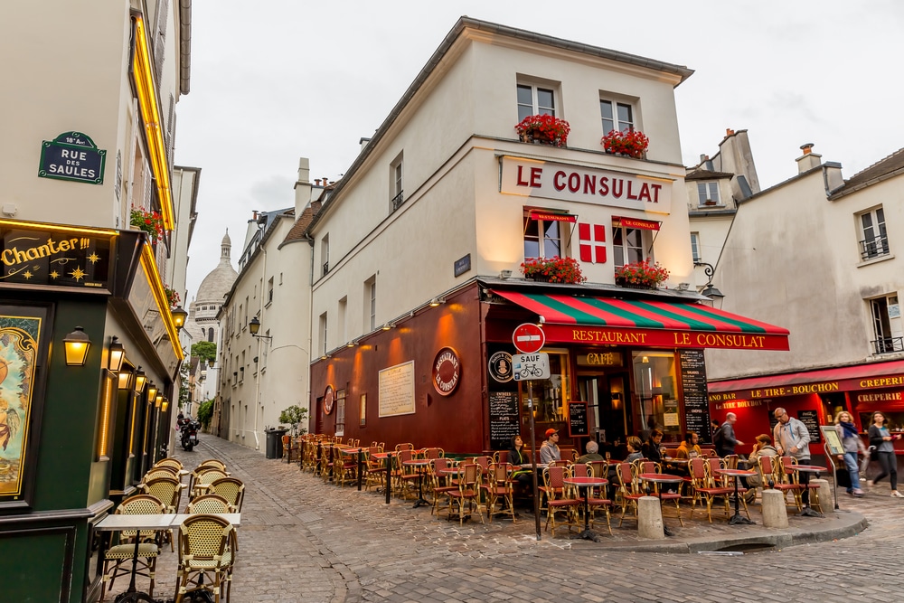 le consulat montmartre parijs shutterstock 371471335, Montmartre