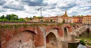 Puente Viejo Albi, kleine campings in en rondom de Elzas