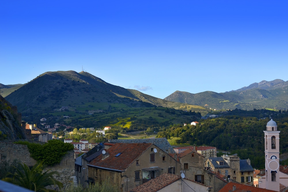 uitzicht vanaf Point Belvedere corte corsica shutterstock 682768090, Corte