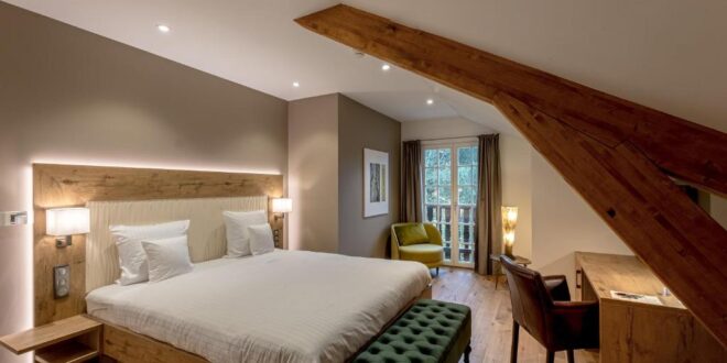 Chateau de Pourtales booking 1, Straatsburg
