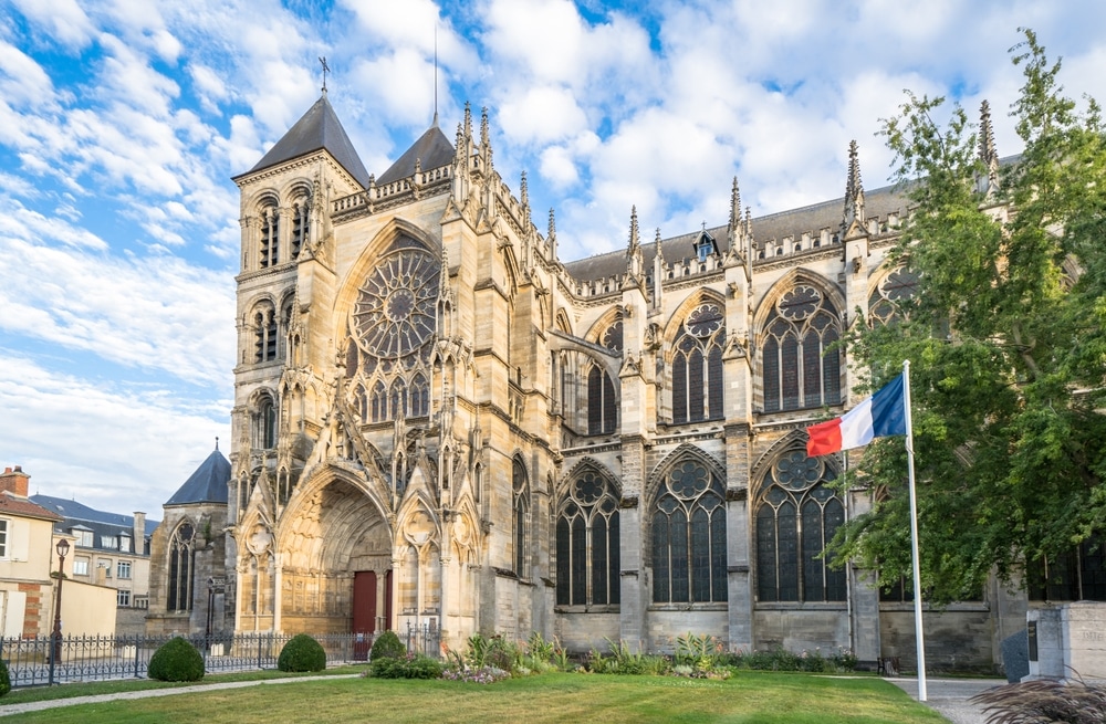 saint etienne kathedraal chalons en champagne champagnestreek noord frankrijk shutterstock 2257312773, Châlons-en-Champagne