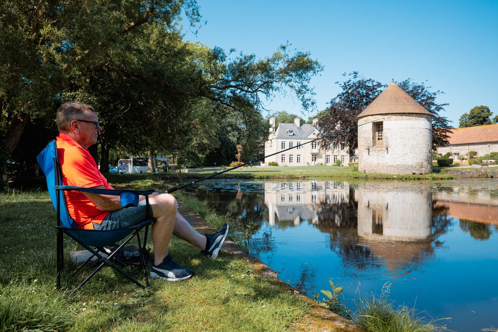 les castels campings france chateau peche,